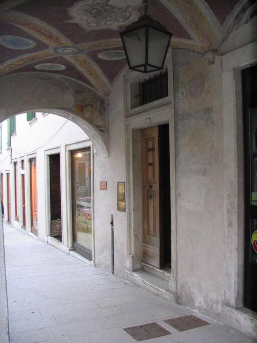 פלטרה Loft Overlooking The Old Town . מראה חיצוני תמונה