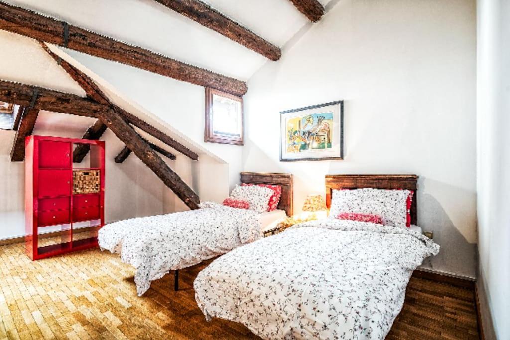 פלטרה Loft Overlooking The Old Town . מראה חיצוני תמונה