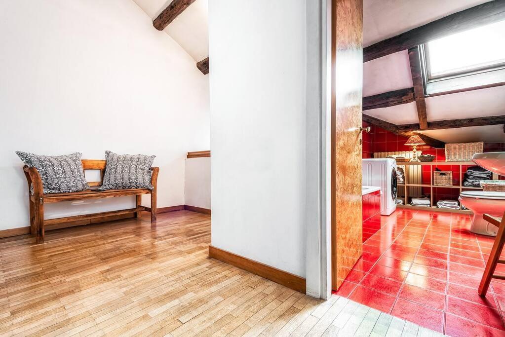 פלטרה Loft Overlooking The Old Town . מראה חיצוני תמונה